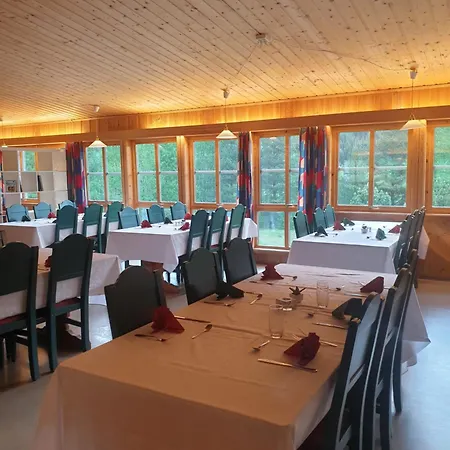 Hotel Gjestegard As 3*